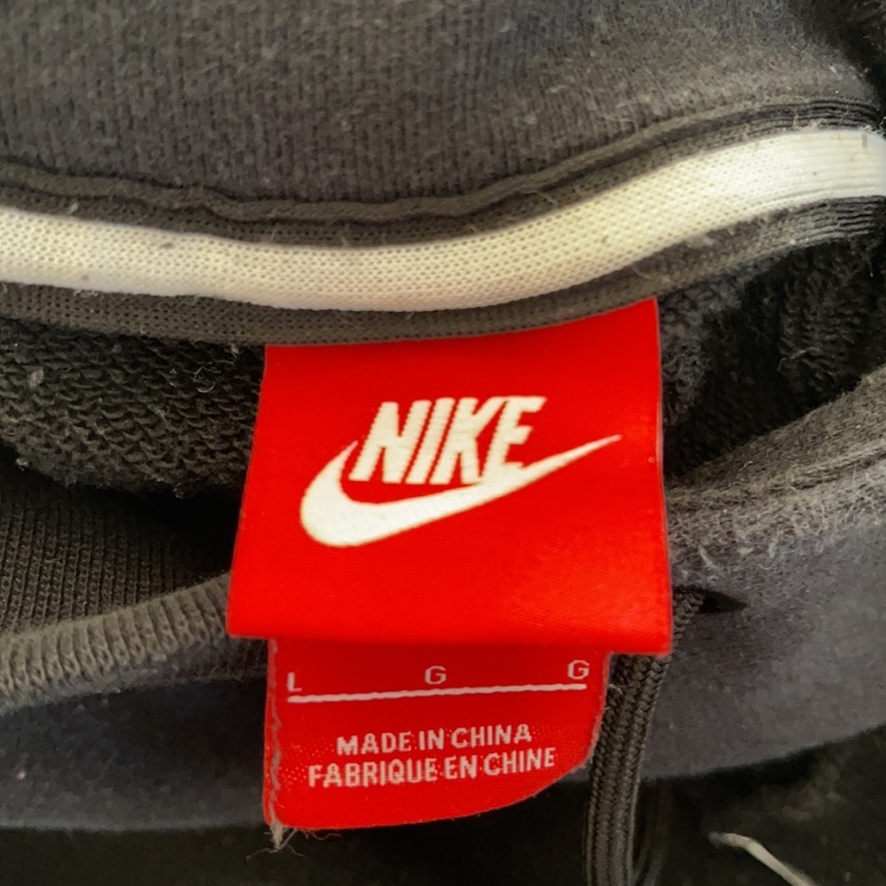Black Nike hoodie size L🔥🔥 - Picture 4 of 4